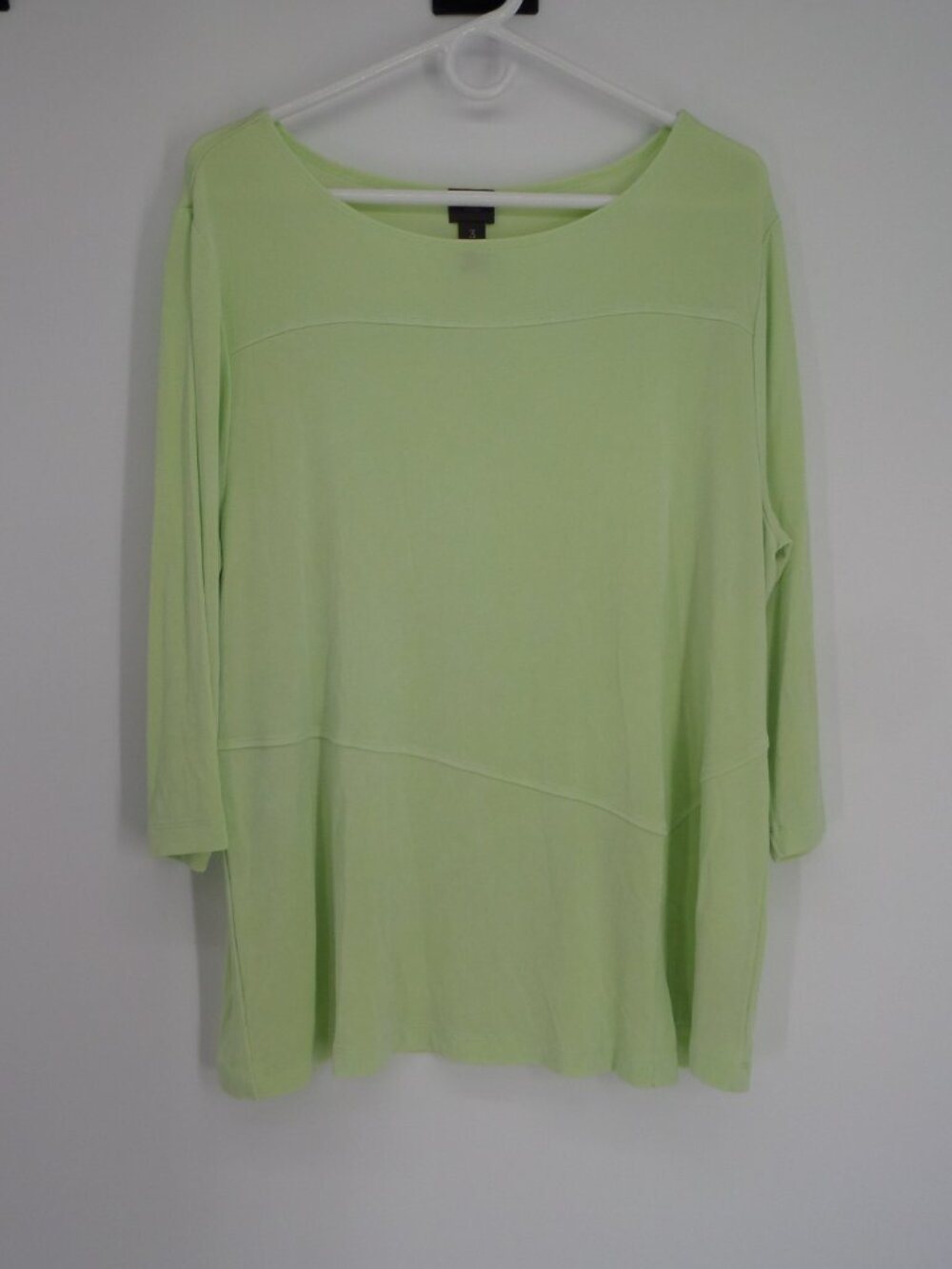 Chico's Travelers  Women's 3/4 Sleeve Mint Green Top  Size 3 US XL